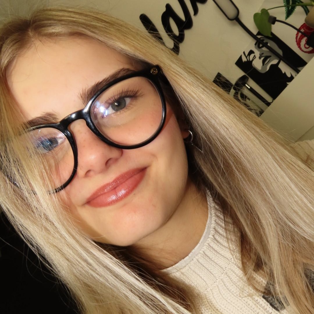 Katzensitter Lea